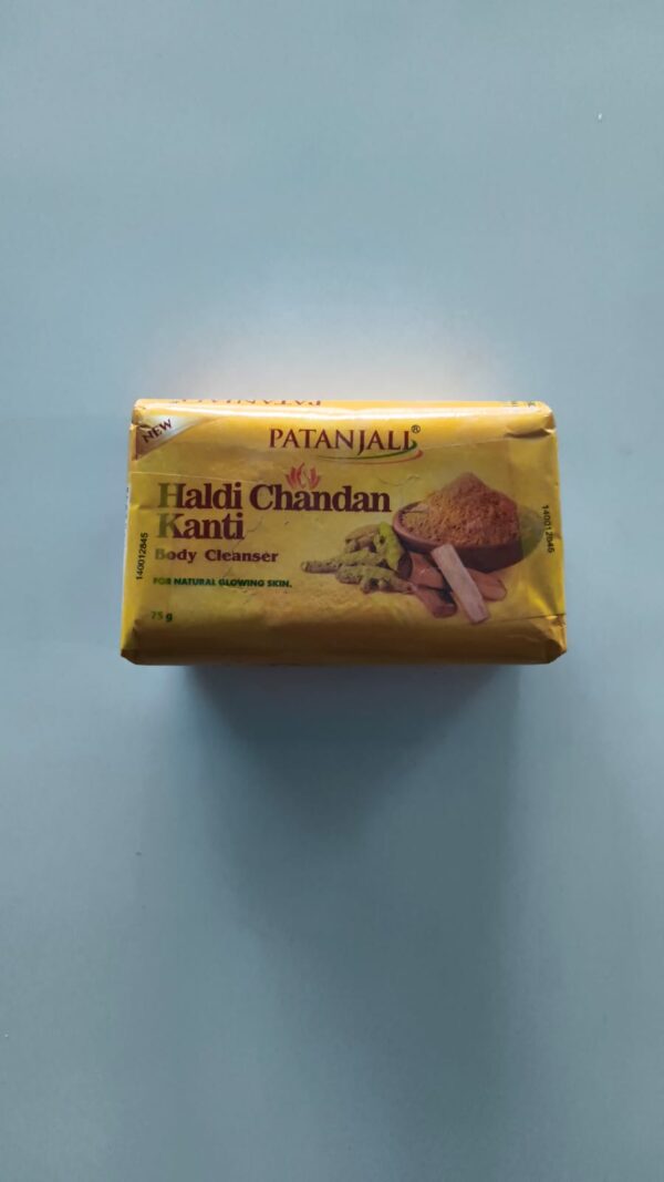 PATANJALI HALDI CHANDAN KANTI SOAP 4 180g