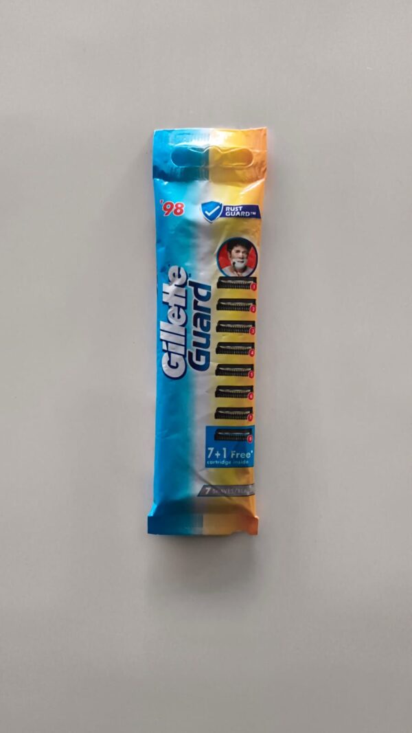 GILLETTE GUARD 7+1 FREE